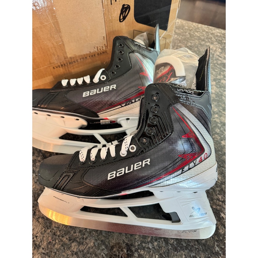 Bauer Vapor FLY40 Ice Hockey Skates Size‎ 12 Fit 1 Low Volume PowerFly Fly-X New